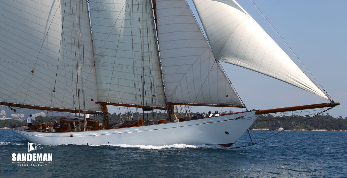 Footing Îles de Lérins [Photo: Richard Langdon/ Ocean Images]