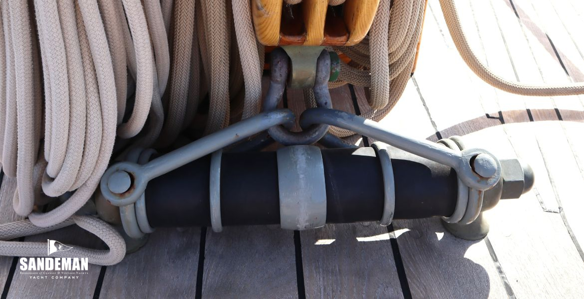 Foresail sheet horse