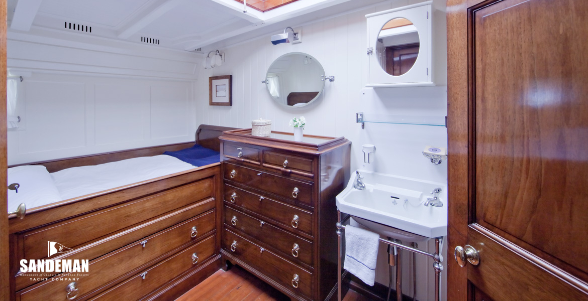 Starboard aft state room [Photo: Bruce Thomas]