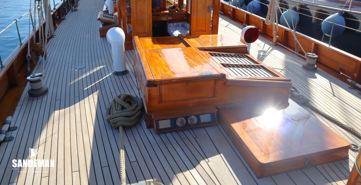 View forward over engine room house