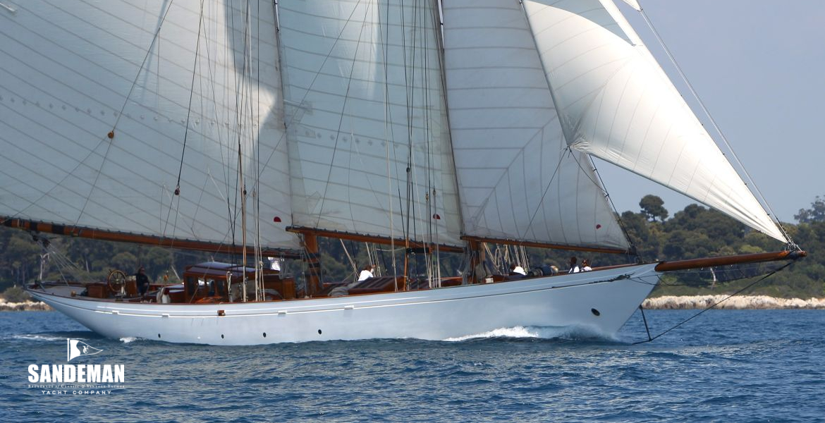 Footing Îles de Lérins [Photo: Richard Langdon/ Ocean Images]