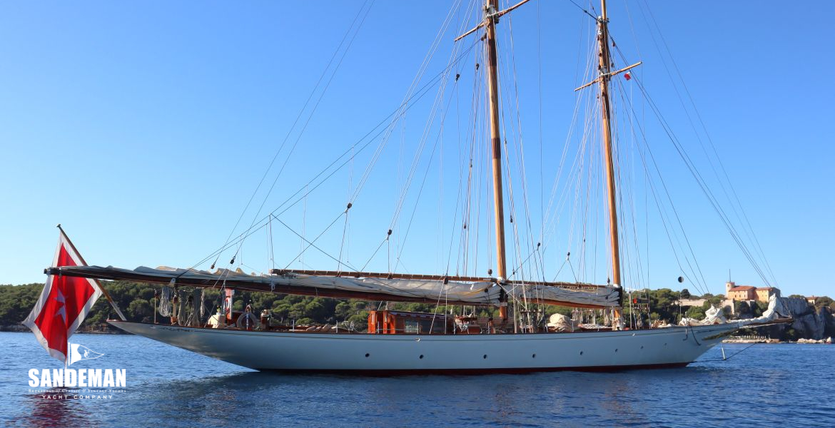 Anchored starboard aft