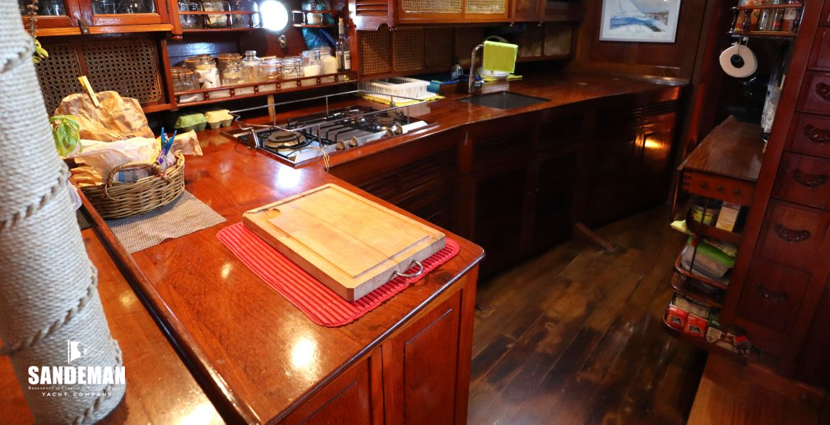 Galley view aft to starboard