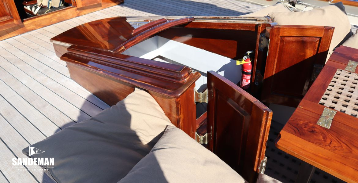 Companionway to port aft stateroom
