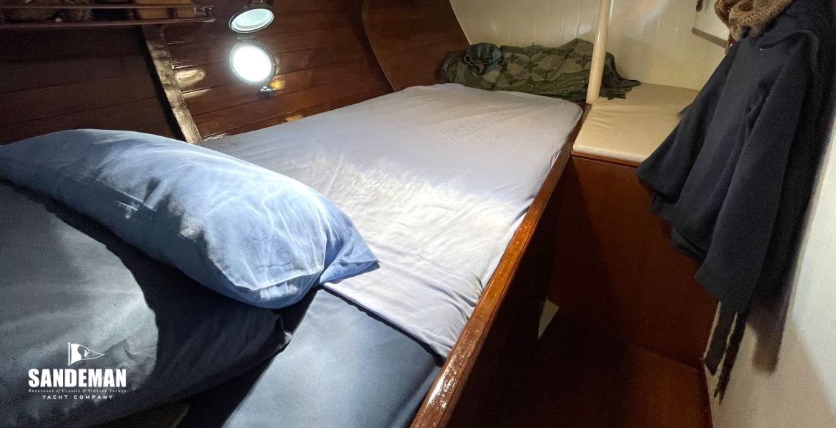 Starboard aft stateroom