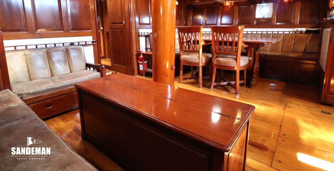 Saloon view to starboard forward