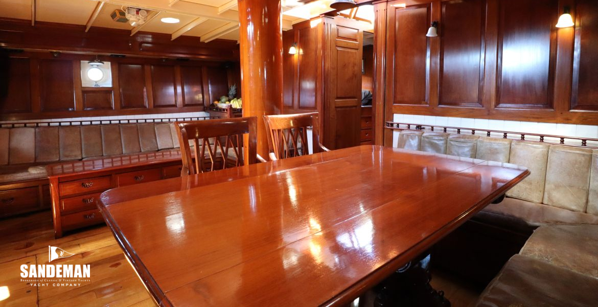 Saloon view to port forward