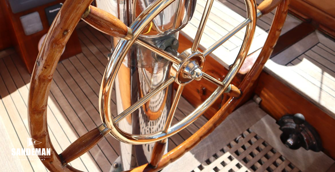 Helm and binnace view forward