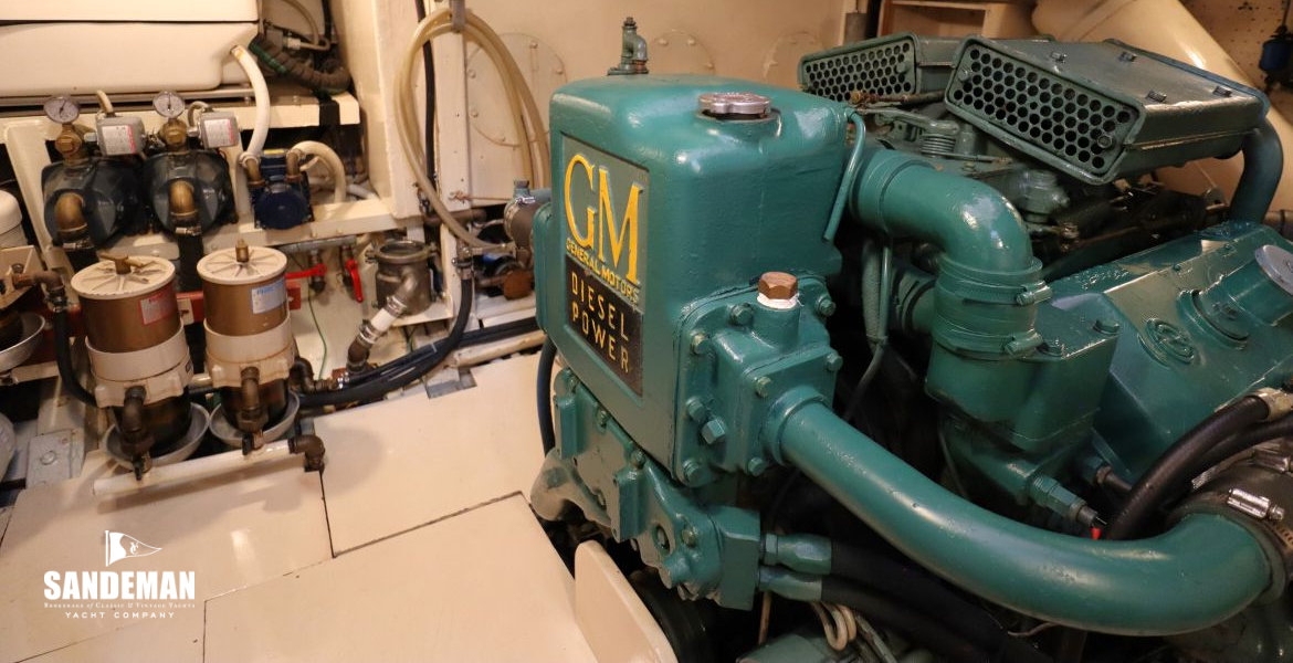 Generator and engine