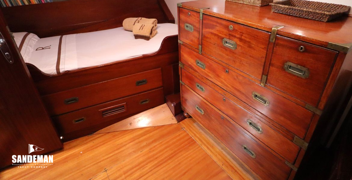 Owner cabin view to starboard