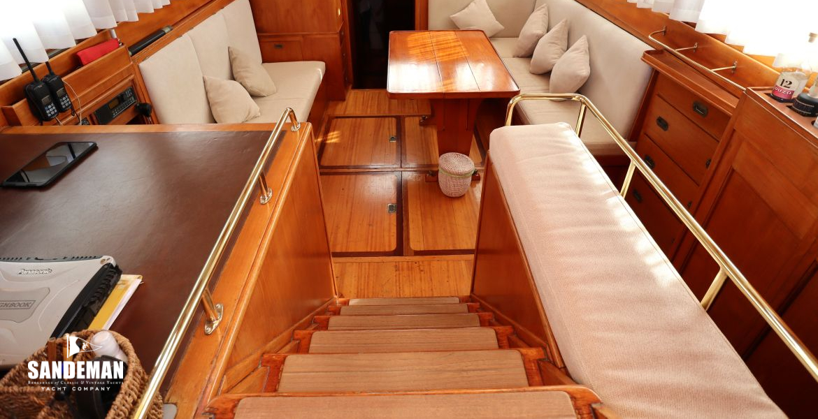 Deckhouse view forward