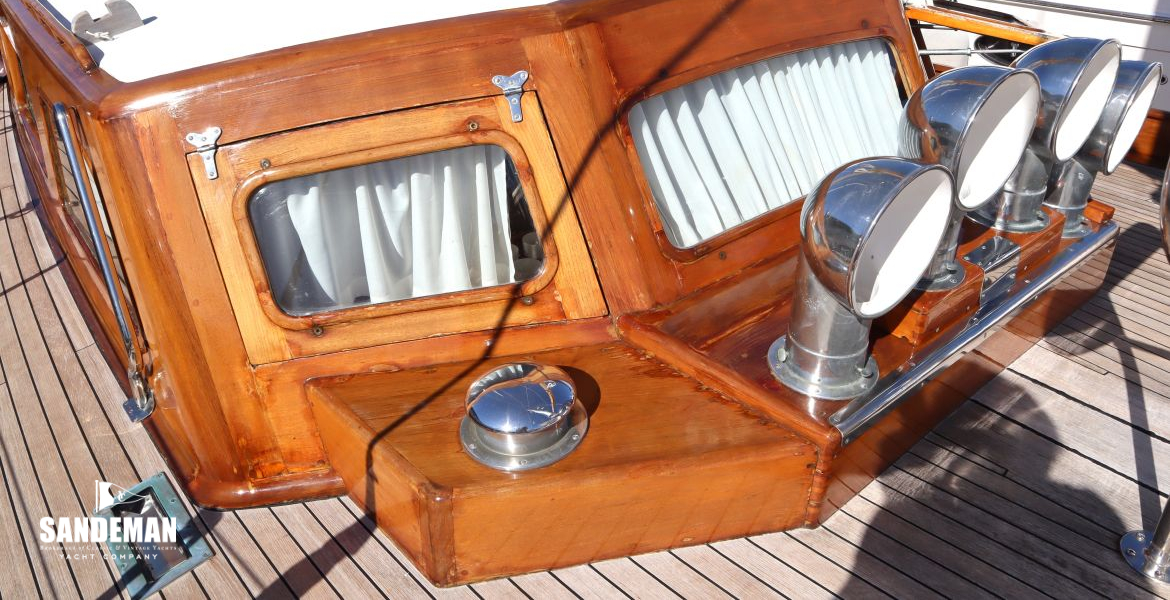 View aft over deckhouse