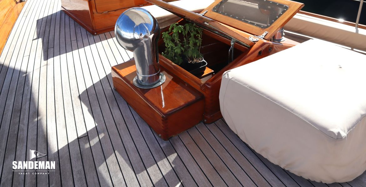 Foredeck view forward to starboard