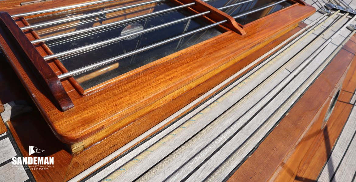 Saloon skylight
