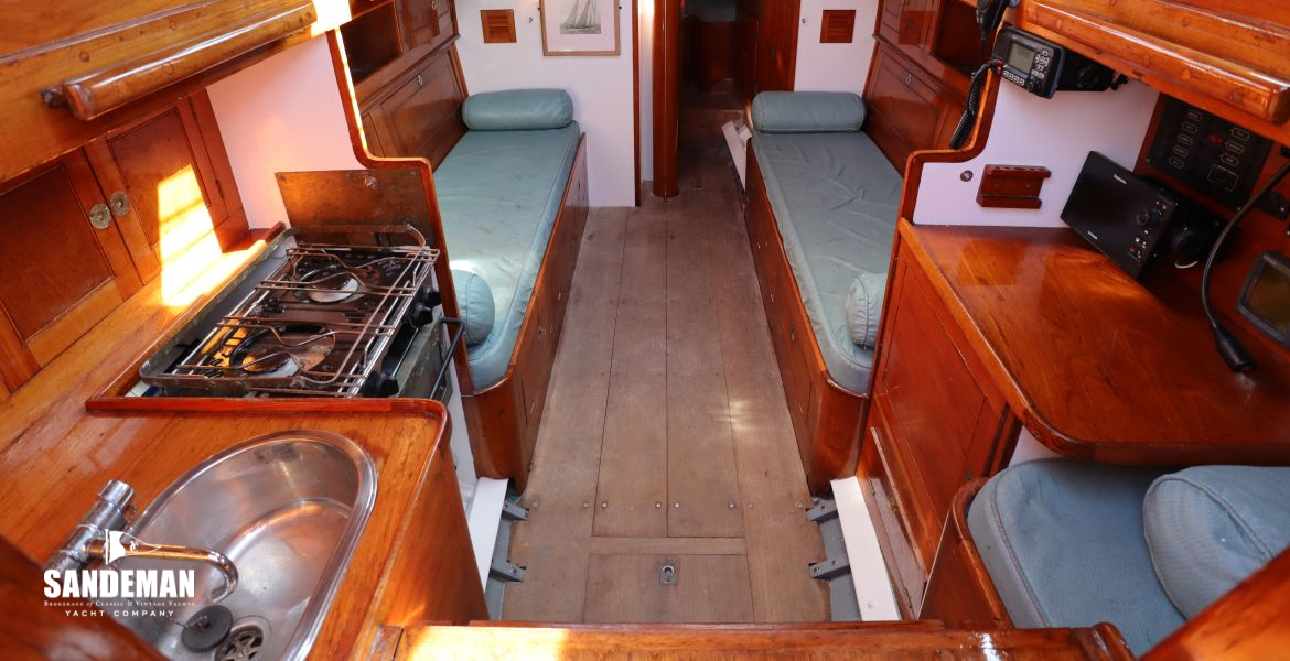 Accommodation overview from companionway