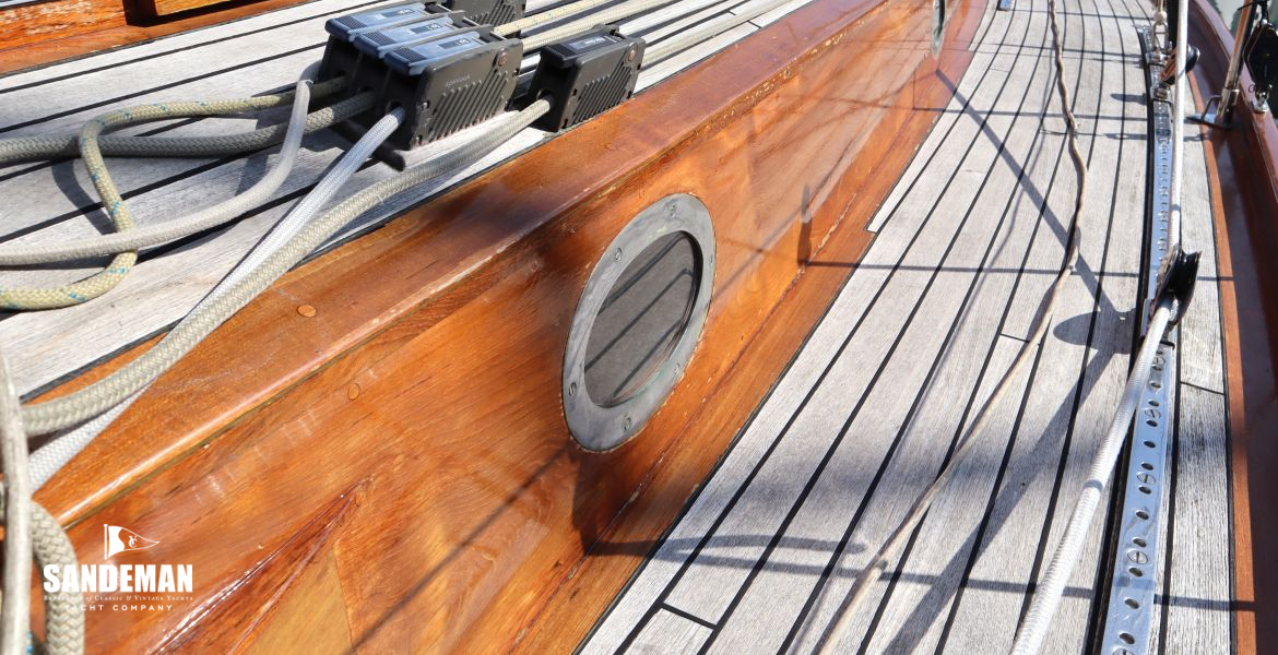 Starboard side deck view forward