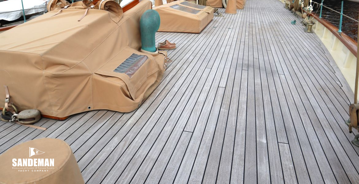 View aft from fore scuttle