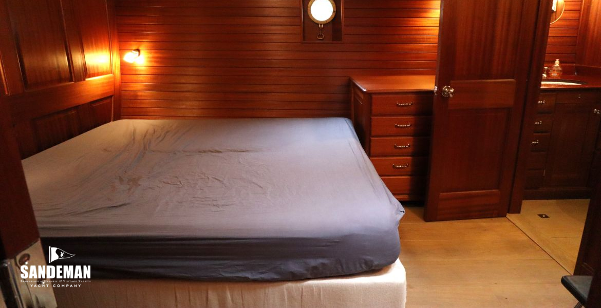 Starboard guest cabin
