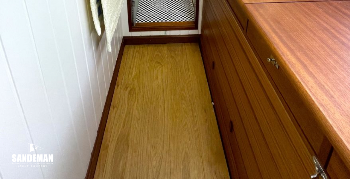 Aft master cabin suite workroom view forward