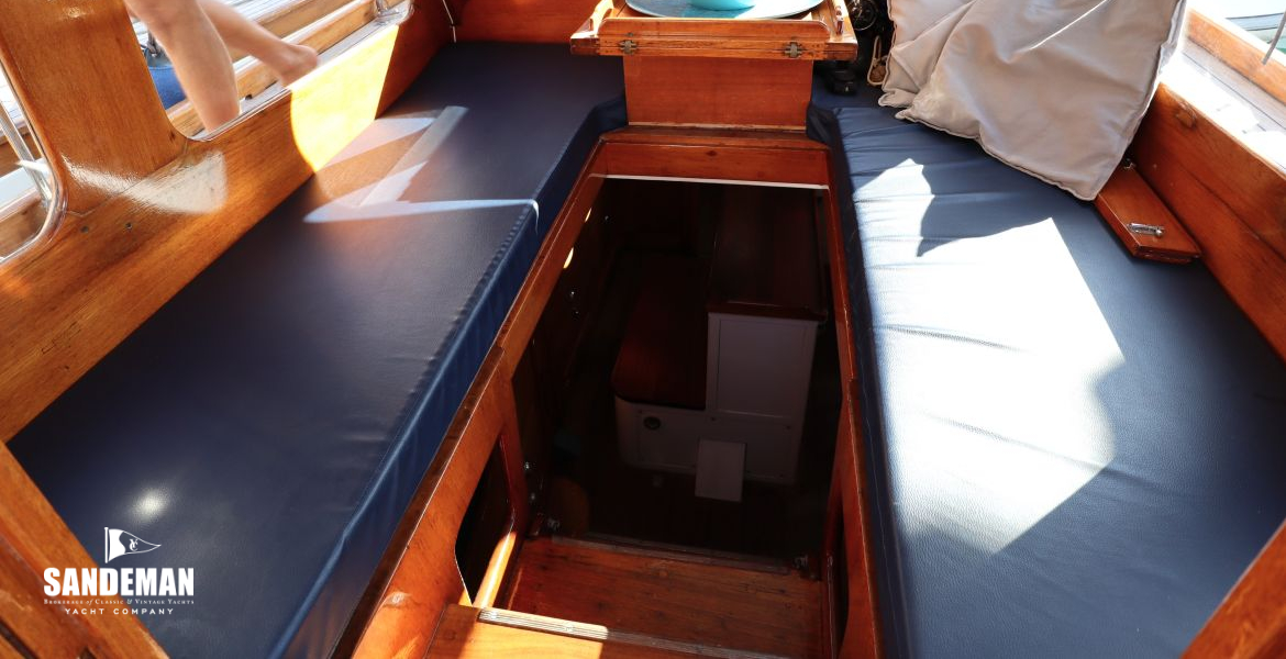 Deckhouse