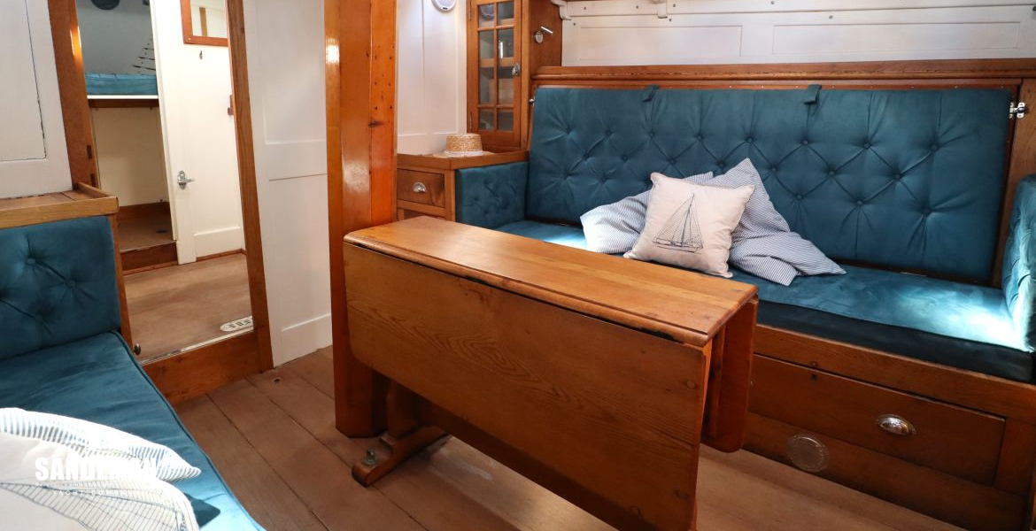 Saloon view forward to starboard