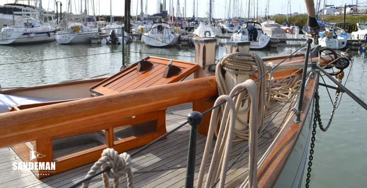 Bowsprit housed