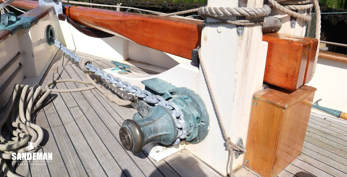 Bowsprit and windlass details