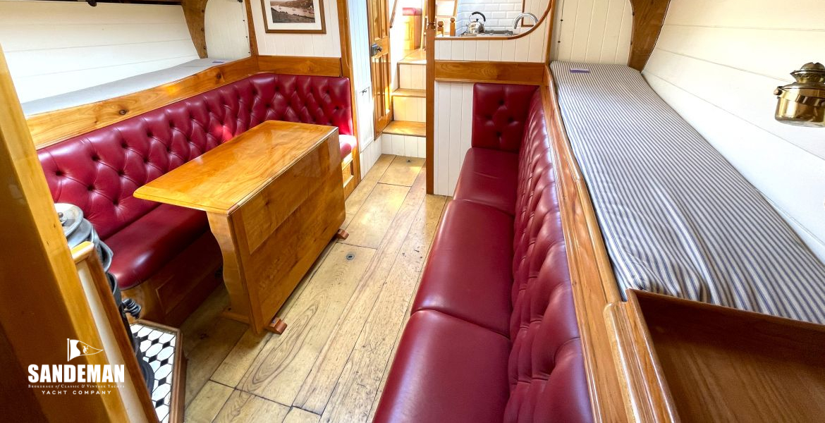 Saloon view aft