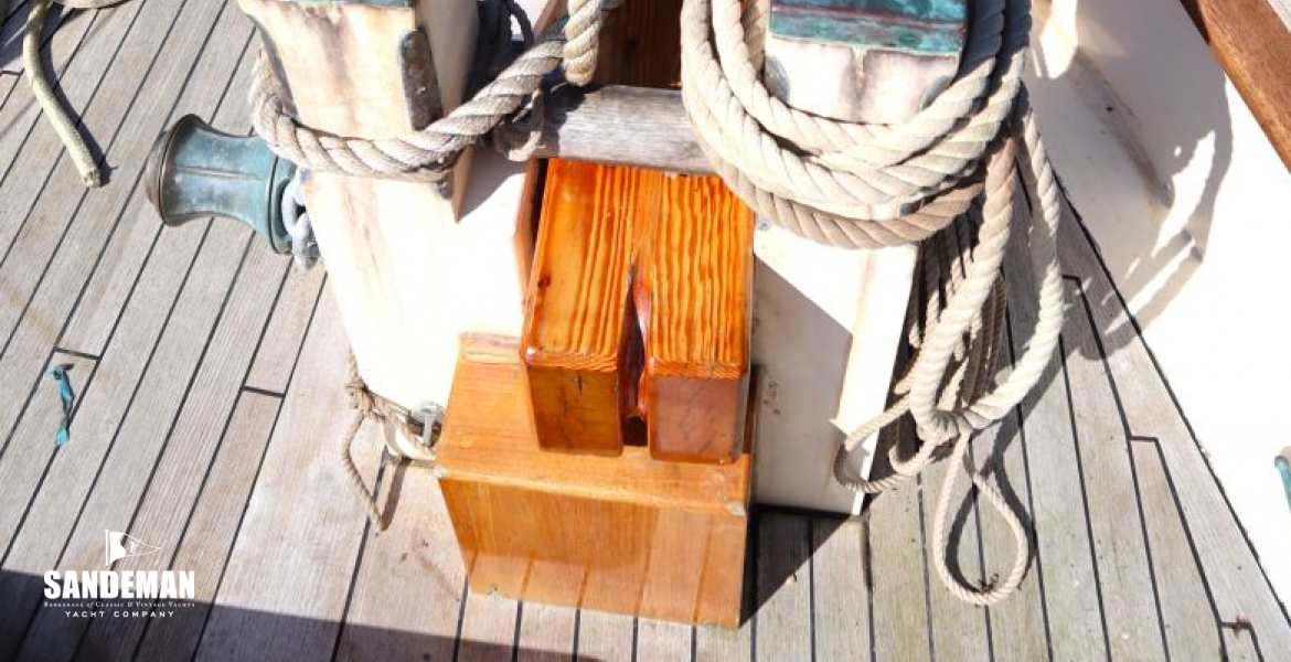 Bowsprit bitts view forward