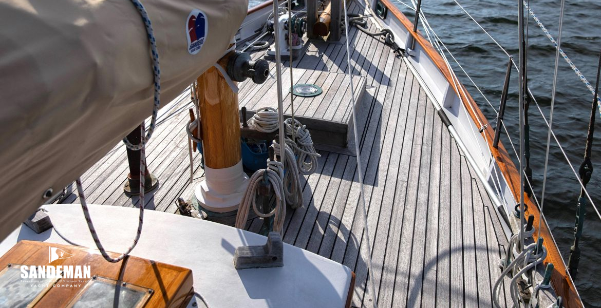 View forward from starboard side deck