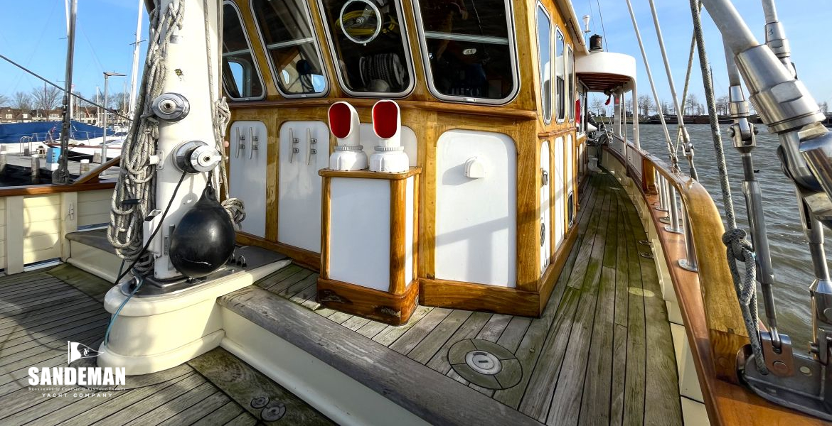 View aft to wheelhouse