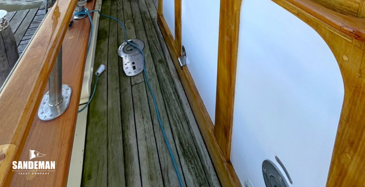 Starboard side deck view aft