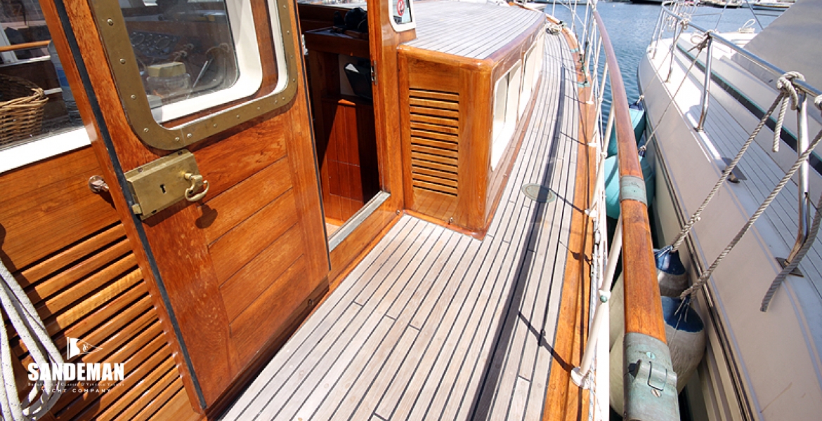 08Sidedeckfwd.jpg