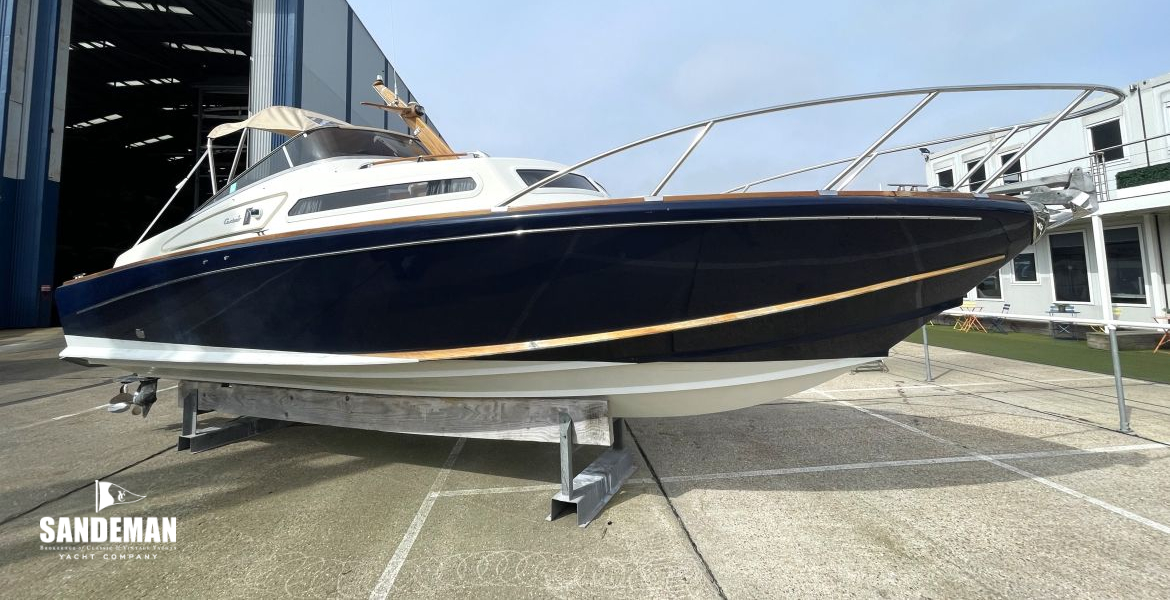 yacht
