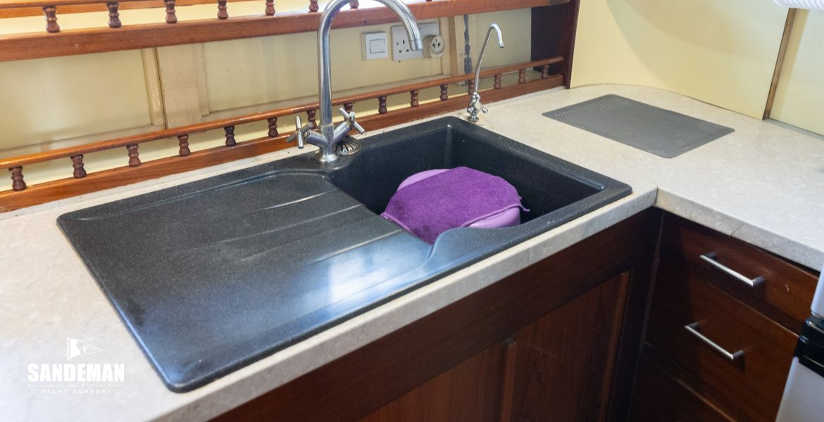 Galley sink