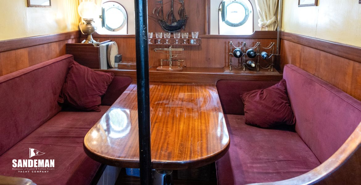 Dining saloon