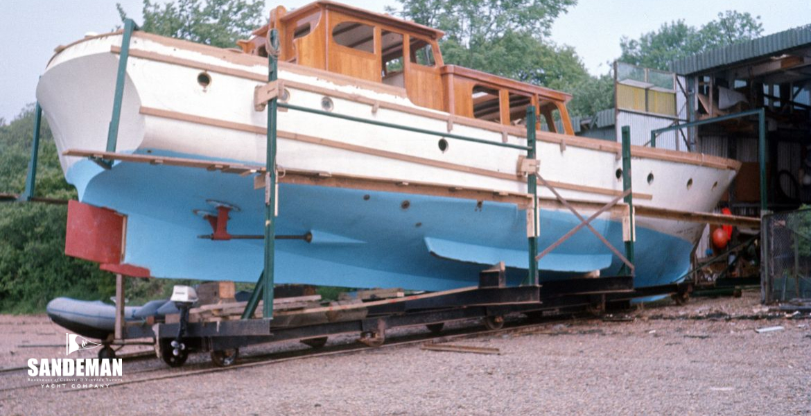 Out for air Upnor c1970 during build [Photo Brian Turner].jpg