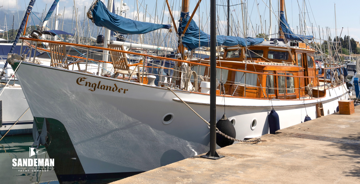 yacht