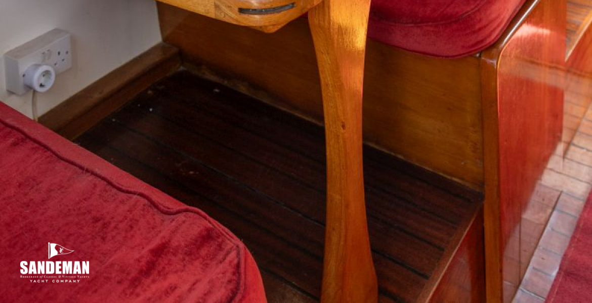Wheelhouse diner view to port aft