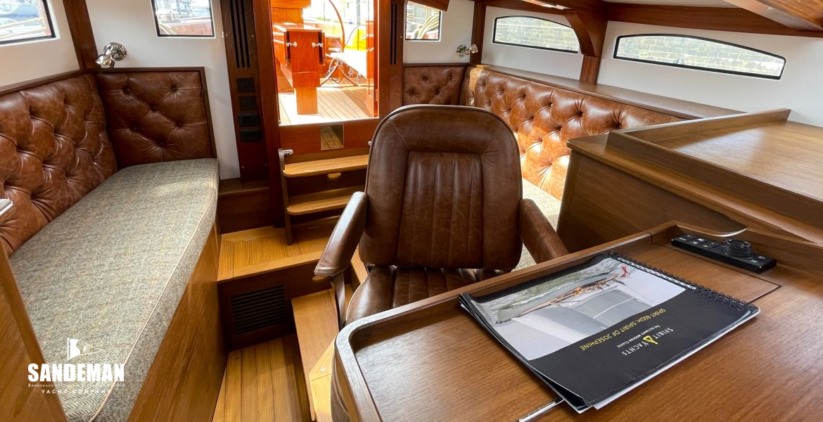 Deck/ pilot house view aft