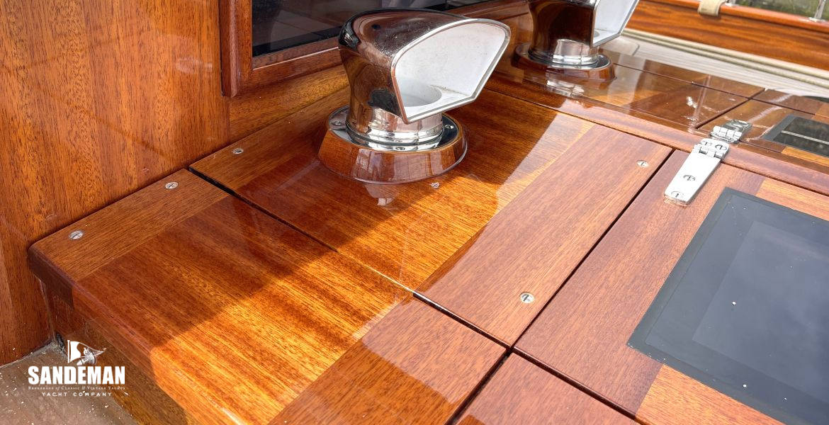 Dorade details