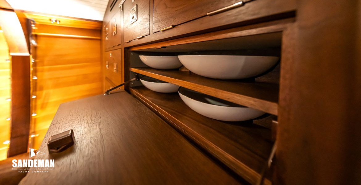 Saloon drawers details