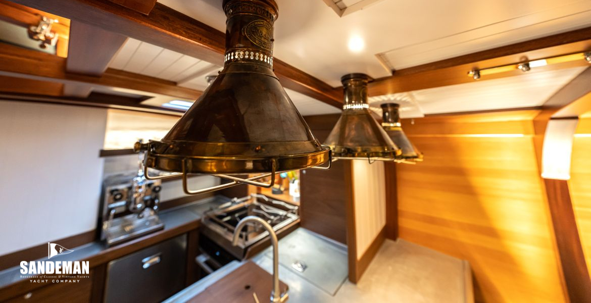 Galley lighting