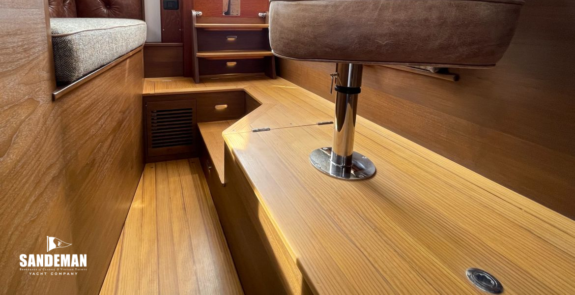 Deck/ pilot house view aft