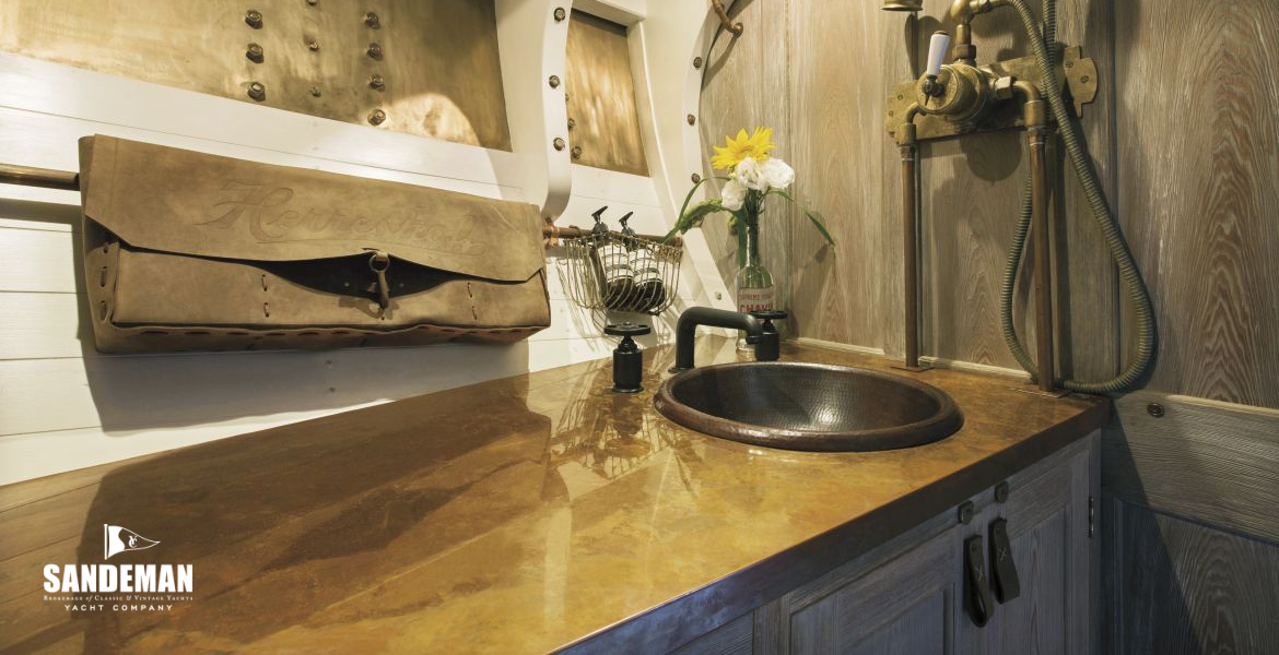 WC Compartment to starboard [Alison Langley]