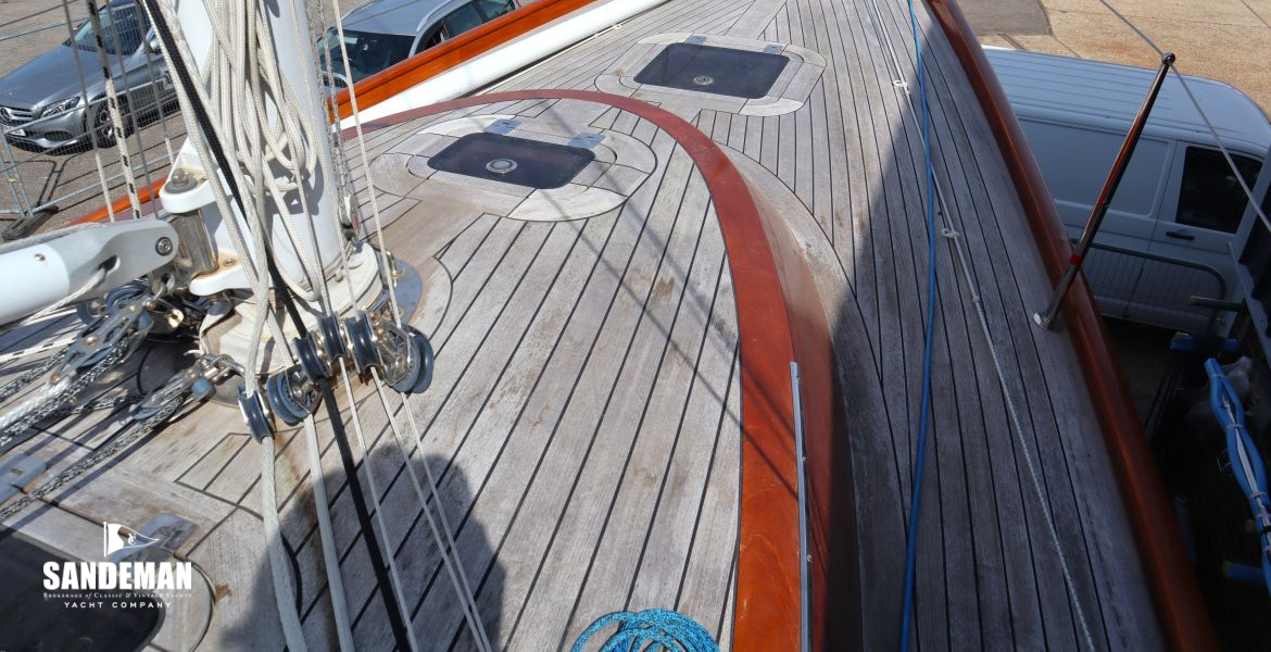 View forward to foredeck