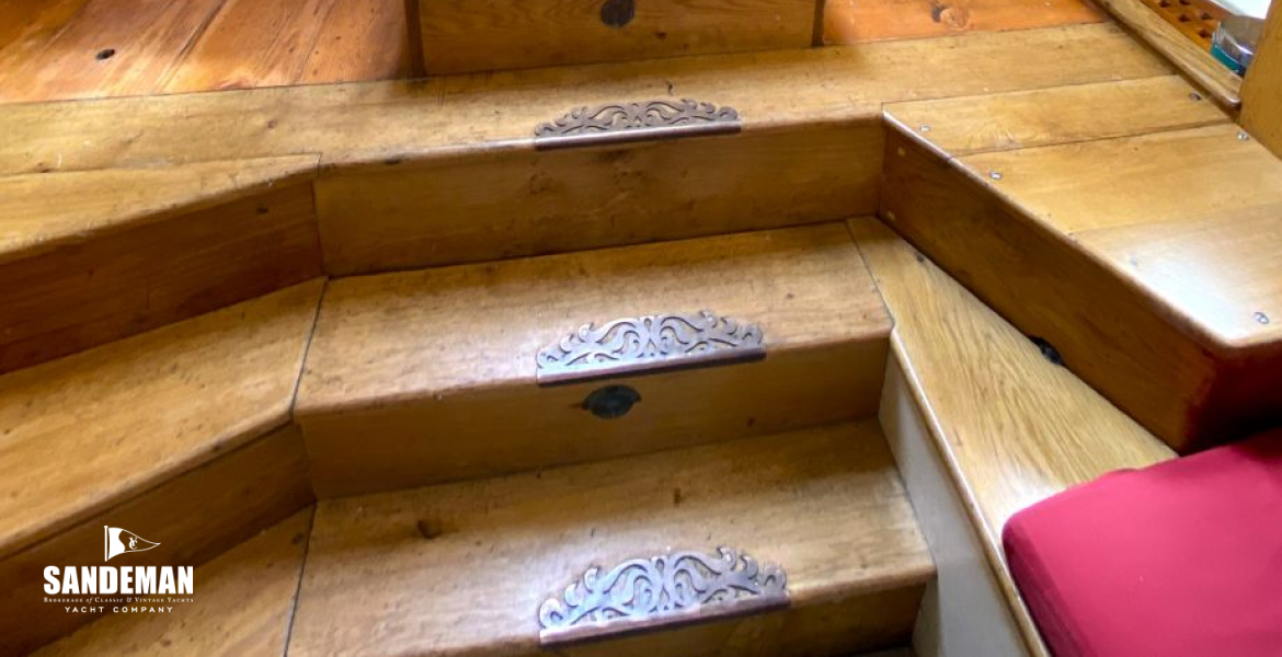 Companionway stair
