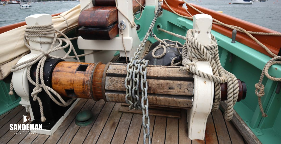 Windlass