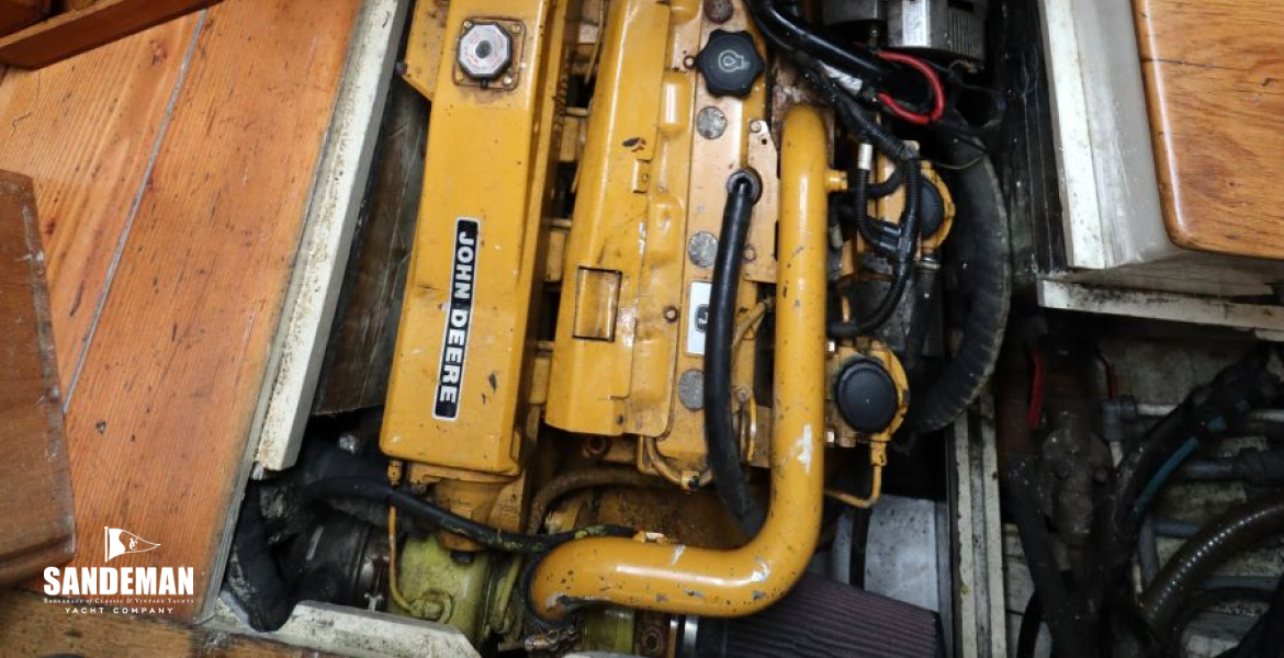 Engine and batteries space