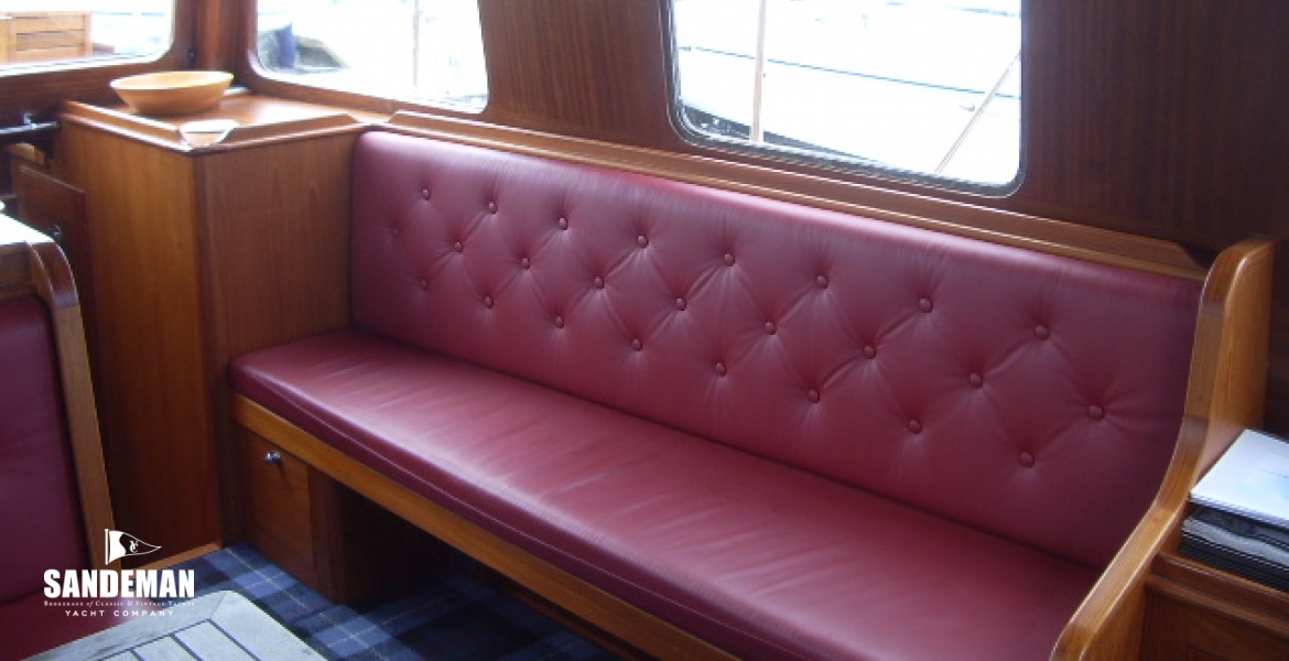 14StbdSeating.JPG